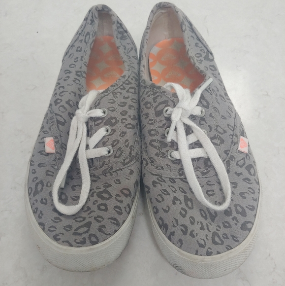 Roxy Shoes - Women's Roxy leopard print sneakers